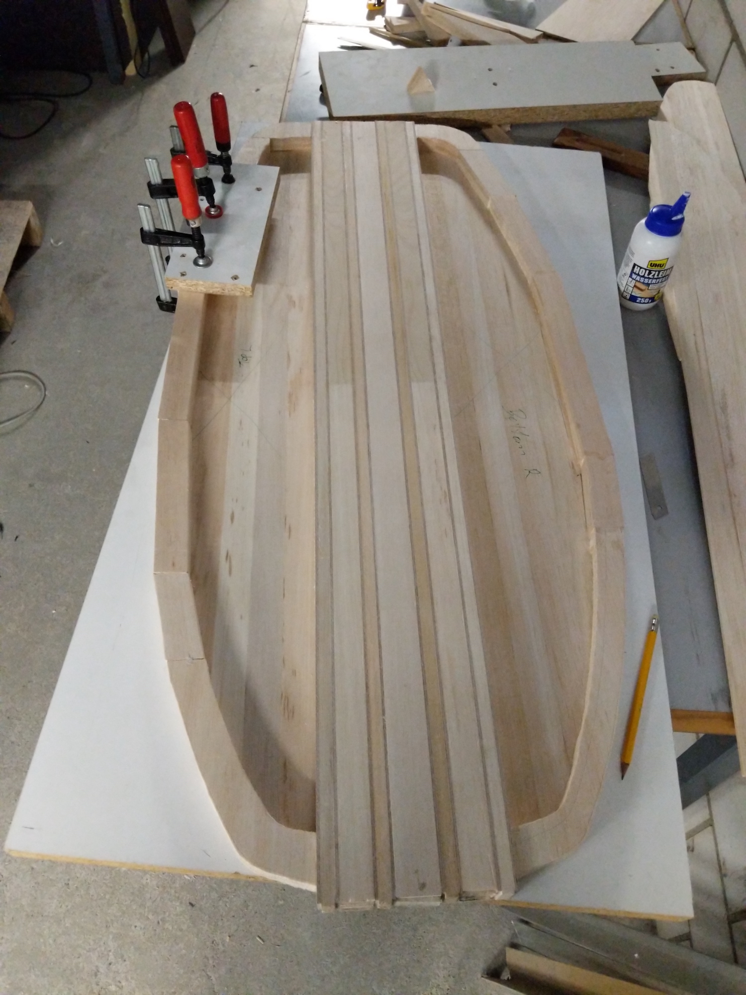 Forming the boards rails with balsa clippings